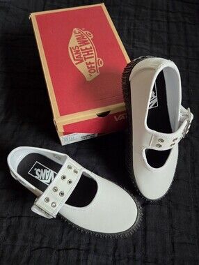 NIB Vans White Mary Jane Platform Creeper with Black Sole, Women's Size 6